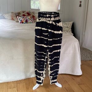 YFB young fabulous broke, tie dye fold over joggers, black ivory M pockets